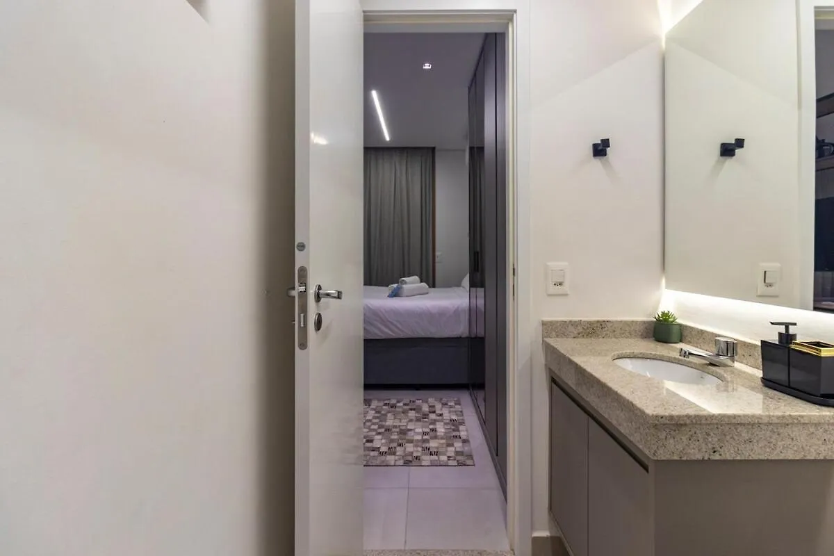 Ap 12º Andar, Proximo De Cgh E Vaga Com Manobrista Apartment Sao Paulo