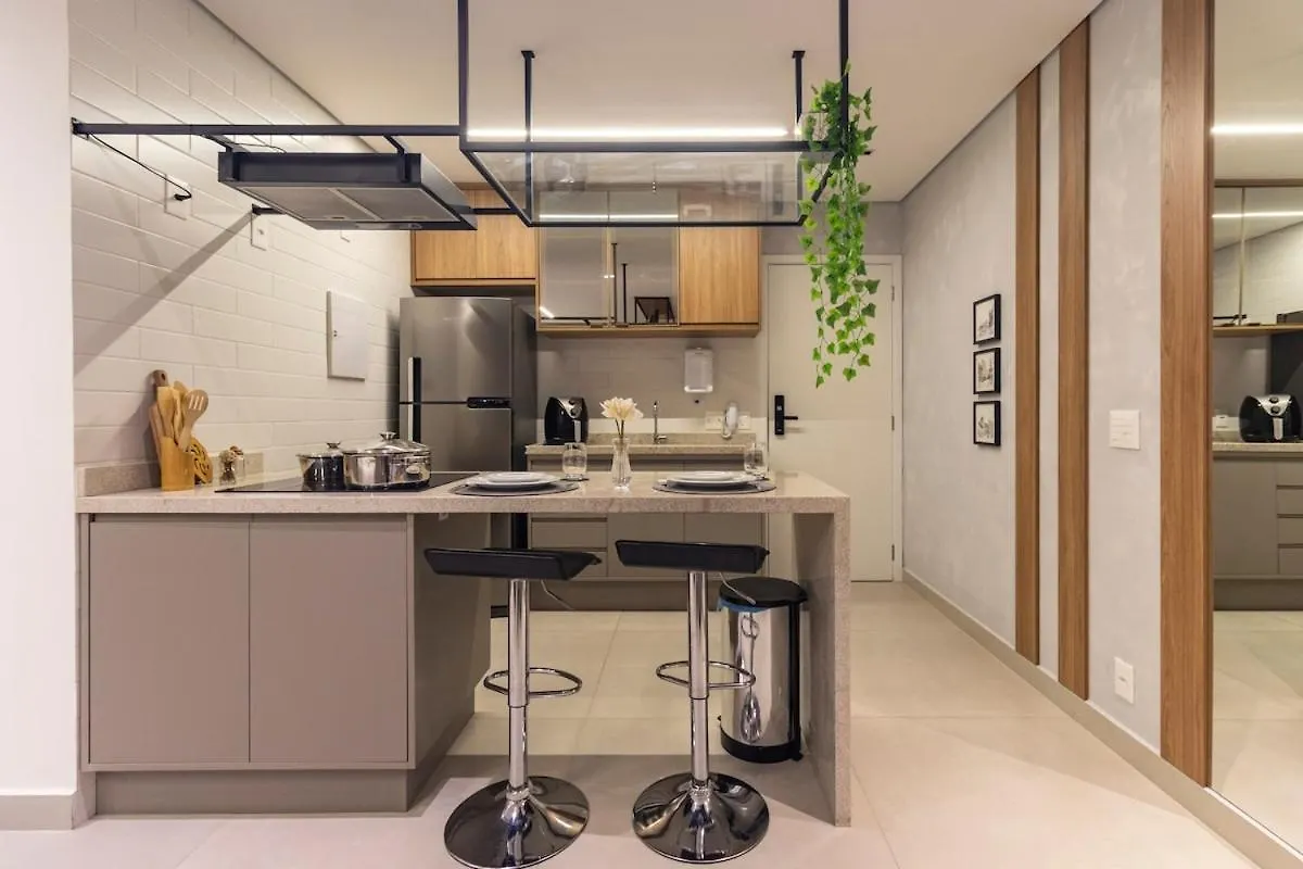 Ap 12º Andar, Proximo De Cgh E Vaga Com Manobrista Apartment Sao Paulo