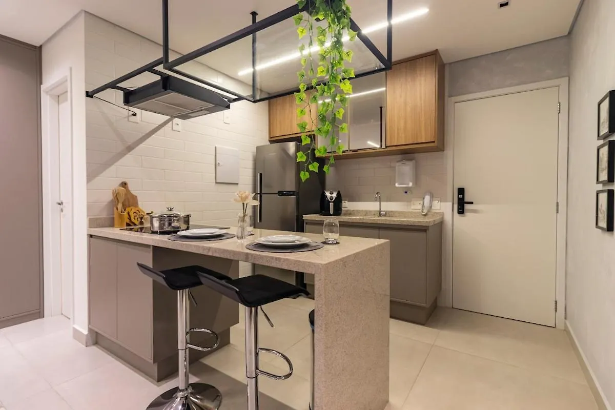 Ap 12º Andar, Proximo De Cgh E Vaga Com Manobrista Apartment Sao Paulo Brazil